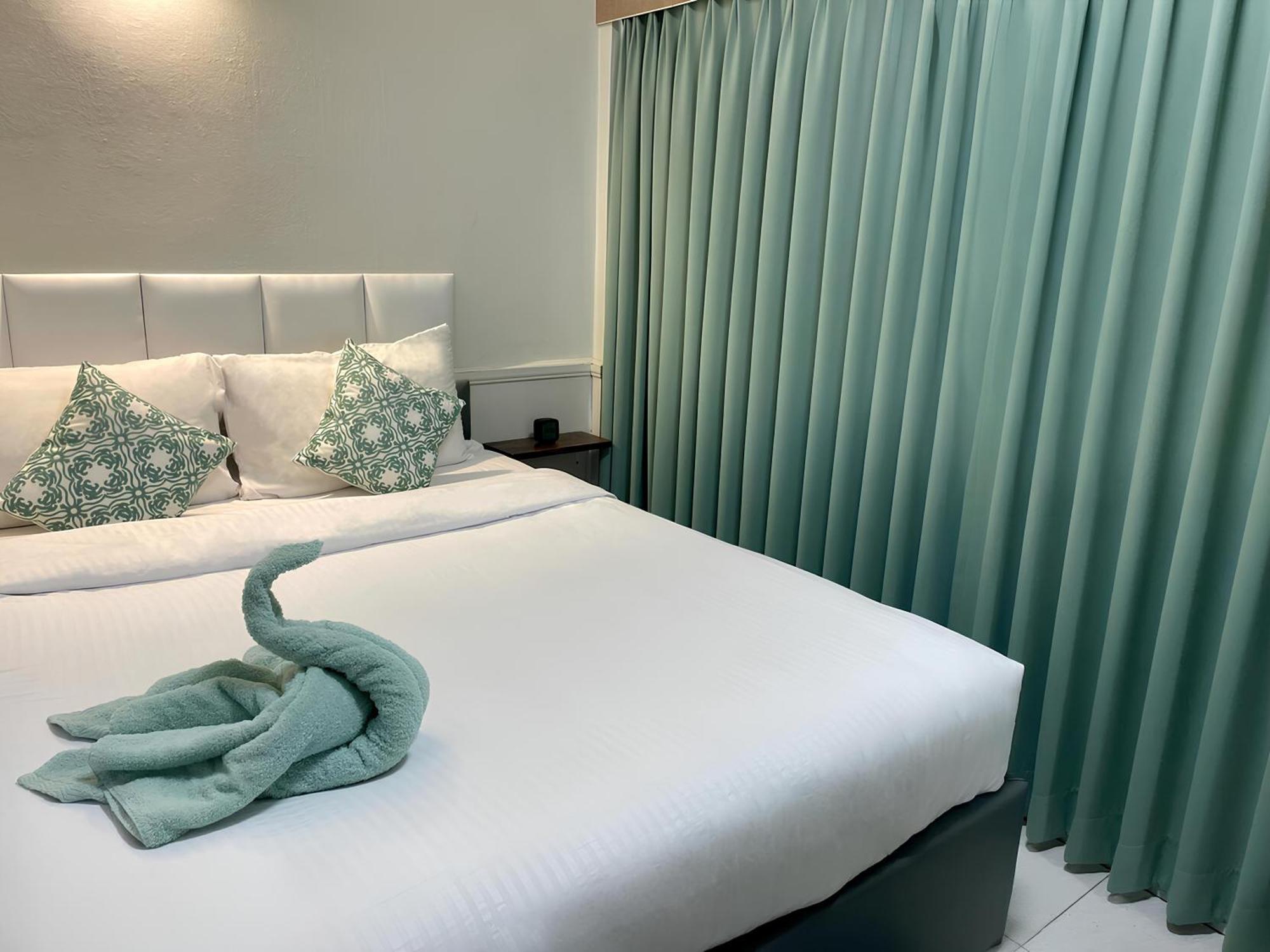 Chanmel Riverside Chanthaburi Zimmer foto